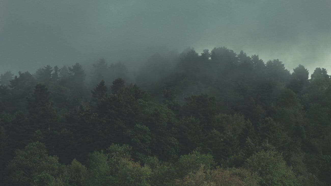 Between Clouds and Peaks Retouching Project04