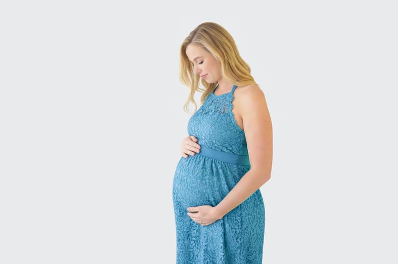 Why Professional Retouching Matters in Maternity Photography