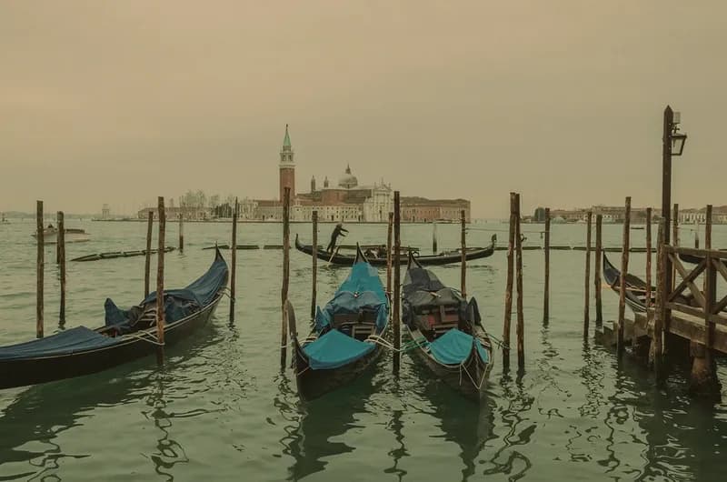 One Cloudy Day in Venice
