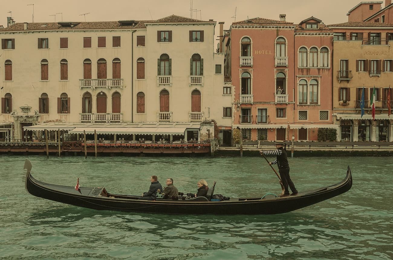 One cloudy day in Venice - 01