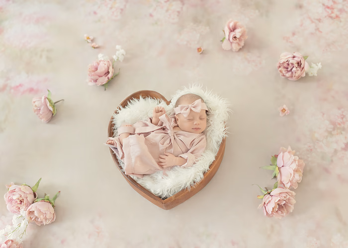 Ola Noland - Newborn Retoucher - Hero Image